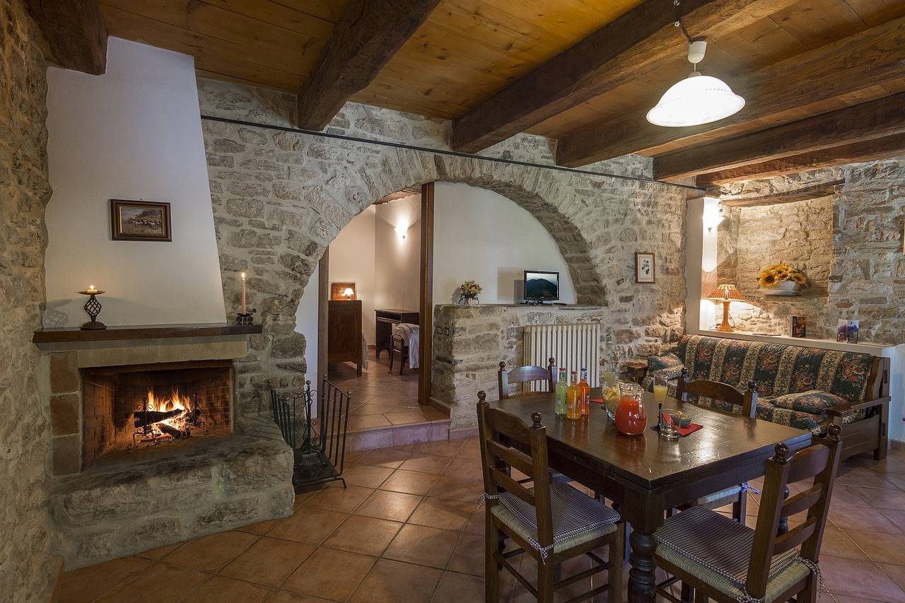 Expert Chimney and Fireplace Services in Haverhill, Florida